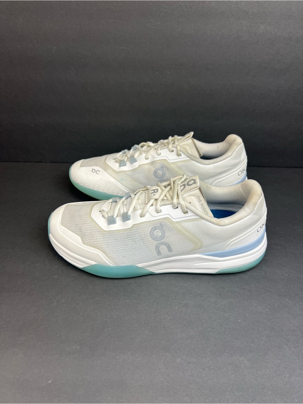 Women's On The Roger Advantage Pro, White/Chambray Men’s Size 10